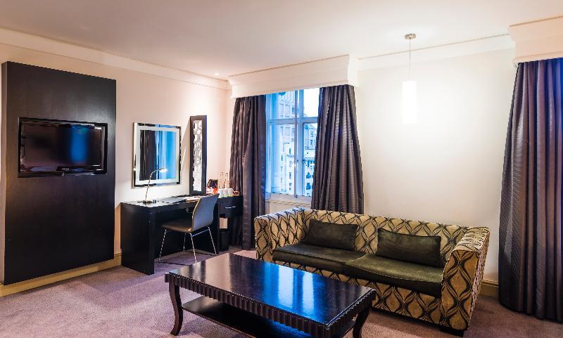 Onomo - On The Square Hotel