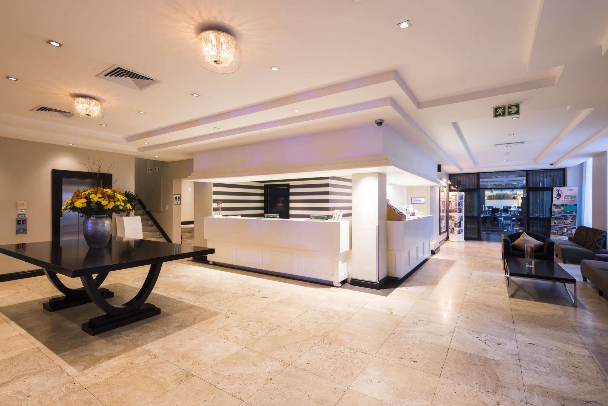 Onomo - On The Square Hotel