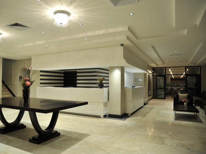 Hotel Onomo - On The Square 3*